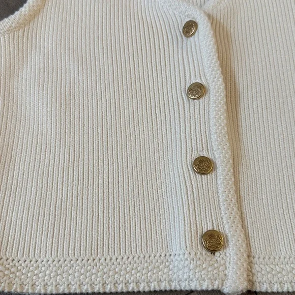 NWT Abercrombie Sweater Vest - Picture 2 of 6
